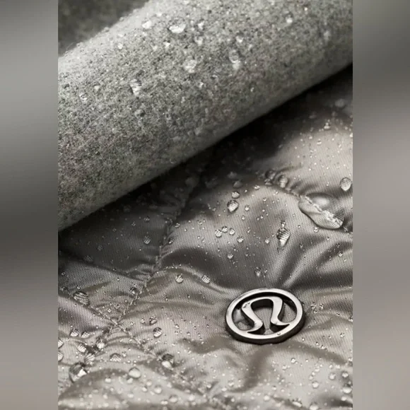 Lululemon Roam Far Wool Coat. Gray. Size 8. - Picture 6 of 9